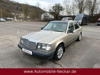 Fahrzeug MERCEDES-BENZ 200 undefined