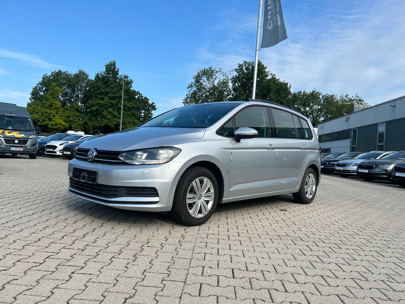 VW Touran 1.2 TSI 7 Sitzer *Navi PDC v+h Sitzh. AHK