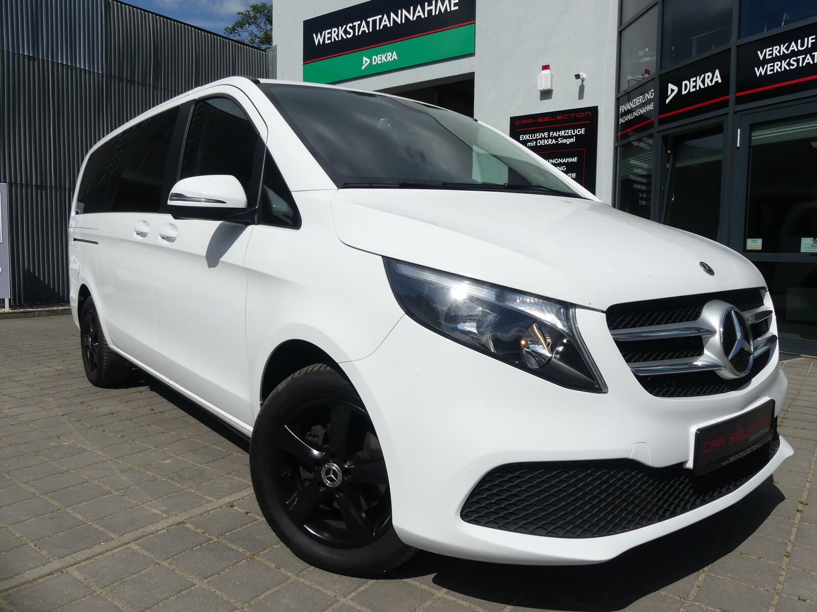 Mercedes-Benz V 220 d RISE Lang MBUX/9GAUTOMATIK/DAB
