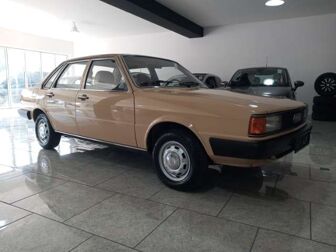 Fahrzeug AUDI 80 undefined