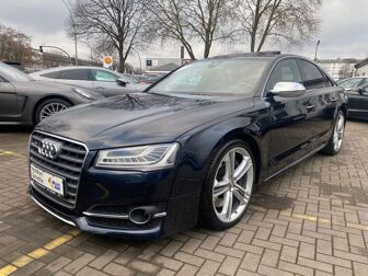 Fahrzeug AUDI S8 undefined