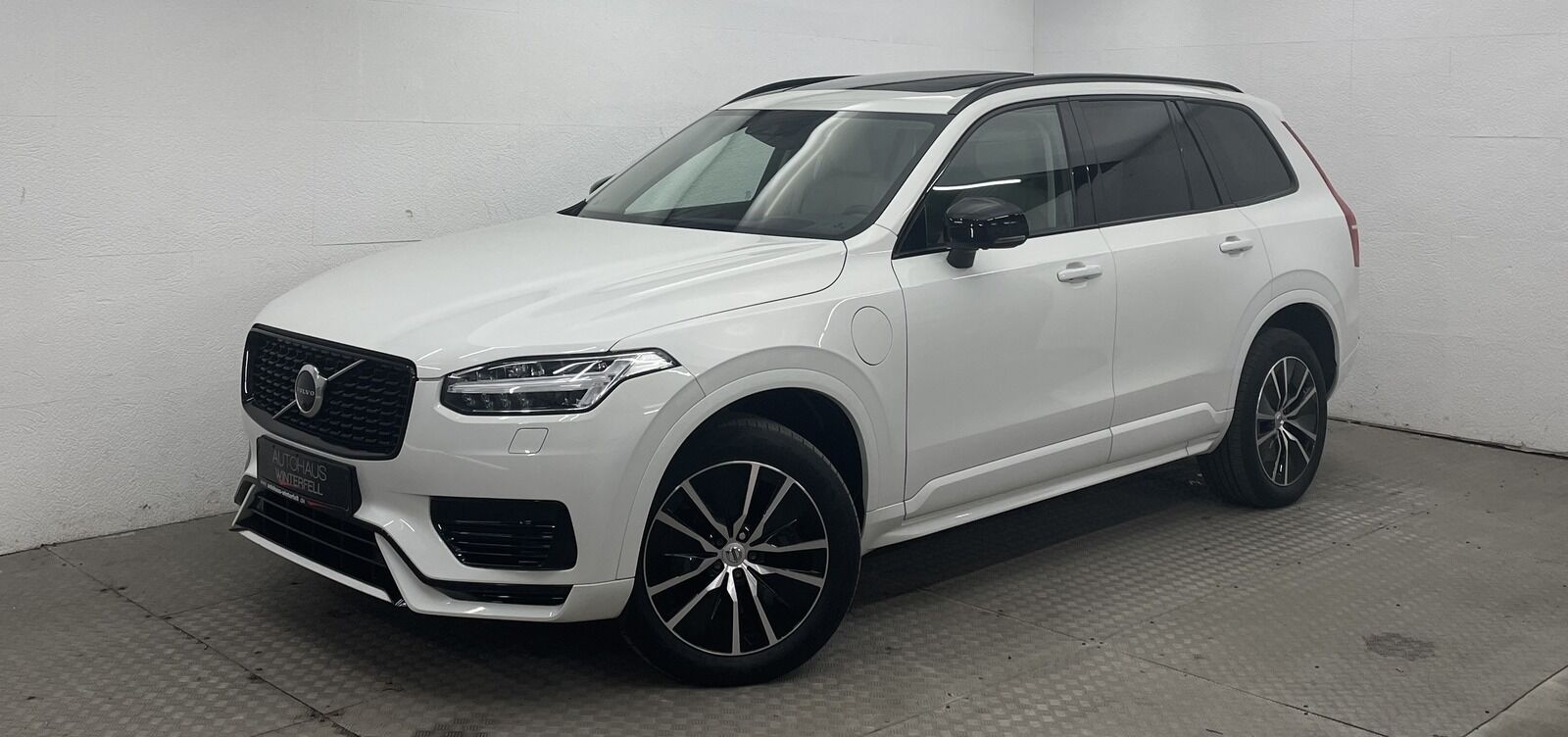 VOLVO XC90 T8 R-DESIGN RECH AWD 7SITZ+PANO+AHK+LUFT+