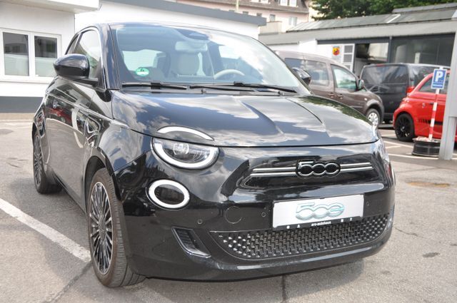 Fiat 500 e La Prima-Skydome-