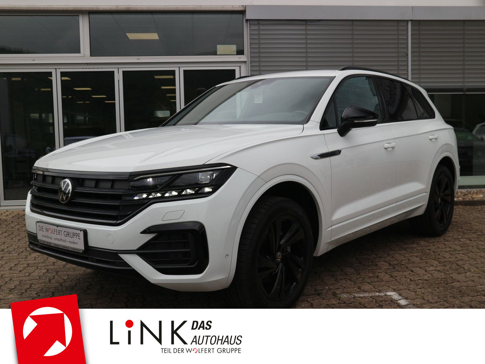 VW Touareg 3.0 V6 TDI R-Line 4Motion MATRIX BLACK S