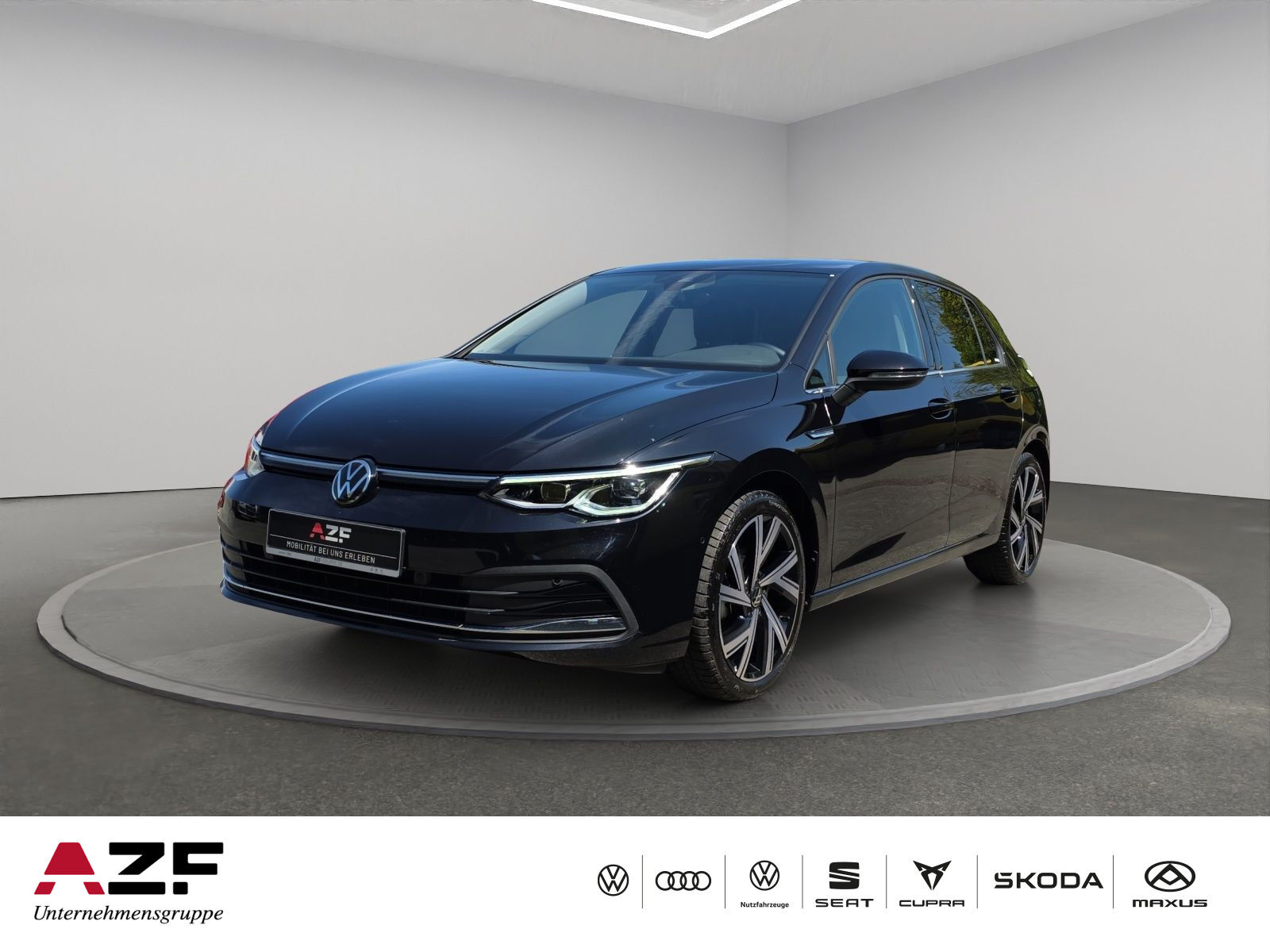 VW Golf VIII 1.5 eTSI DSG Style LED+ACC+KAMERA+SHZ