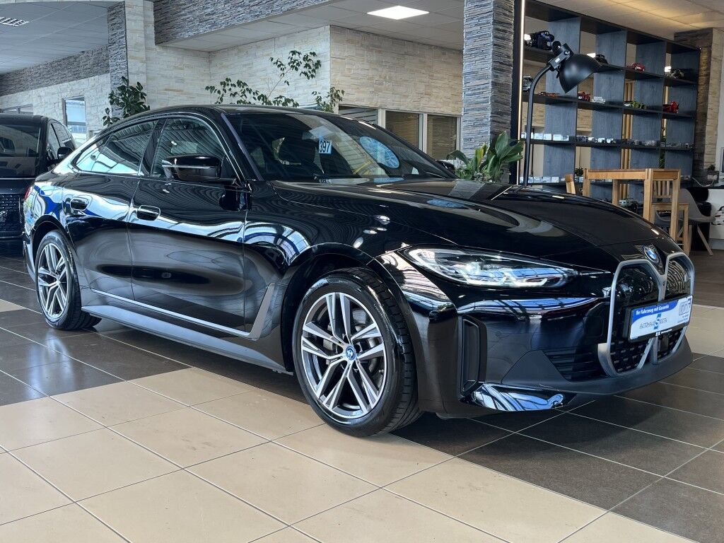 BMW i4 35 eDrive Harman/Kardon AHK LED R.Cam SHZ PDC