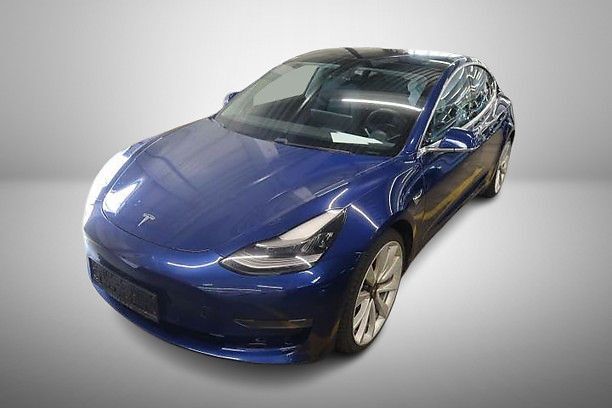 Tesla Model 3 75 kWh Dual Motor Performance*Navi*20°*