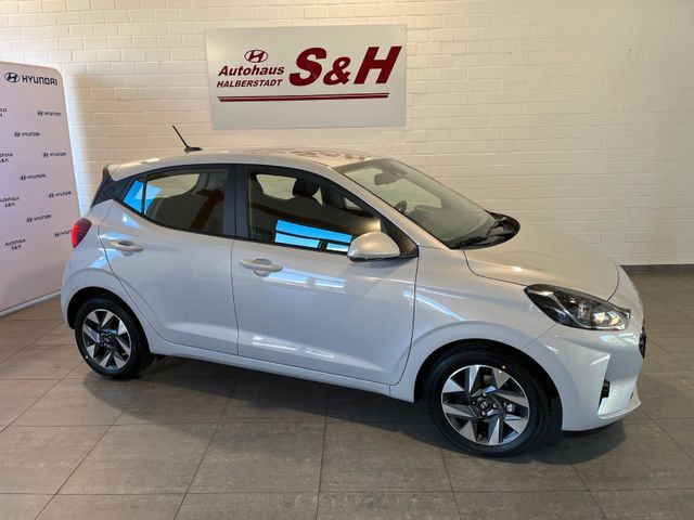 Hyundai i10 1,2Style AT NAVI AAC Tempo Sitz/Lenkheiz DAB