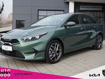Fahrzeug KIA Ceed undefined