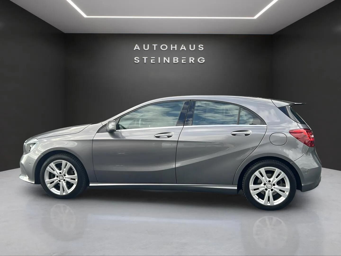 Mercedes-Benz A 180 Activity Edition NAVIGATION+SITZHEIZUNG+TE