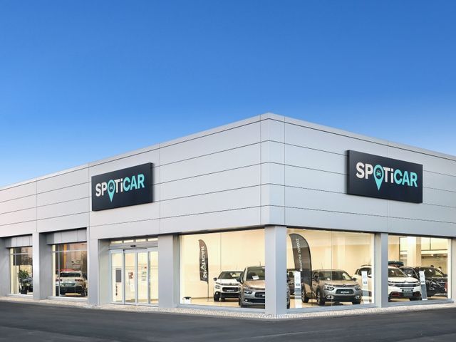 Second hand Peugeot E208 GT