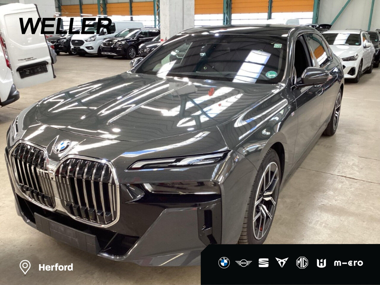 BMW 740d xDr M SPORT FondEnt,AHK,SkyL,StHz,360,DAPro