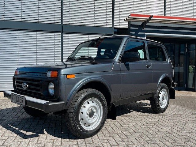 Lada Niva Legend 4x4 Legend Top Zustand!