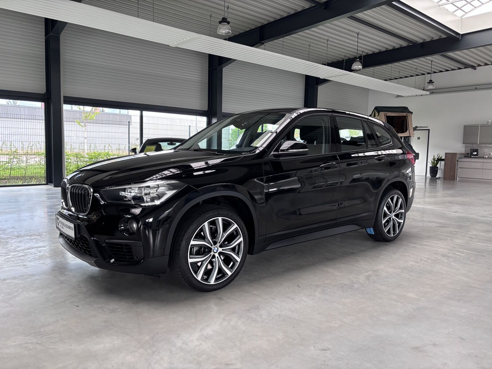 BMW X1 ADVANTAGE XD AUTOMAT+LEDER+NAV+KAMERA+TÜV+1HD