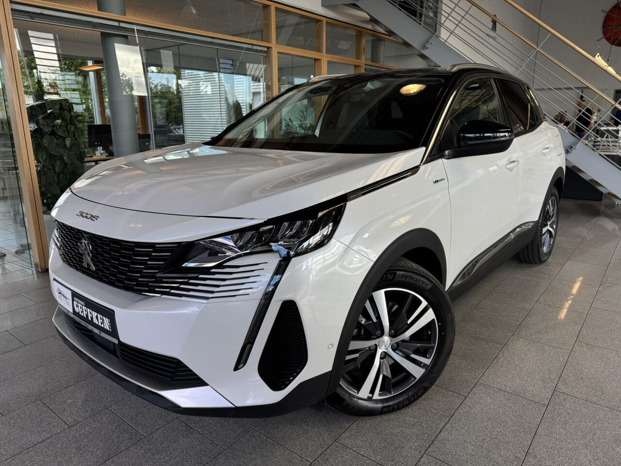 Peugeot 3008 Plug-In Hybrid 225 e-EAT8 Allure Pack, LED!
