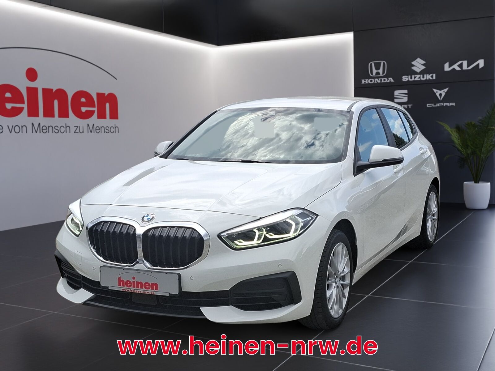 BMW 116i Advantage NAVI LED AHK LIVE-COCKPIT