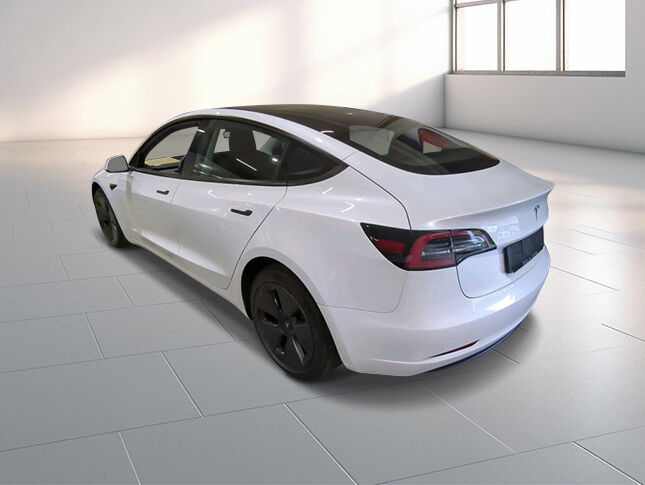Tesla Model 3 Standard Range