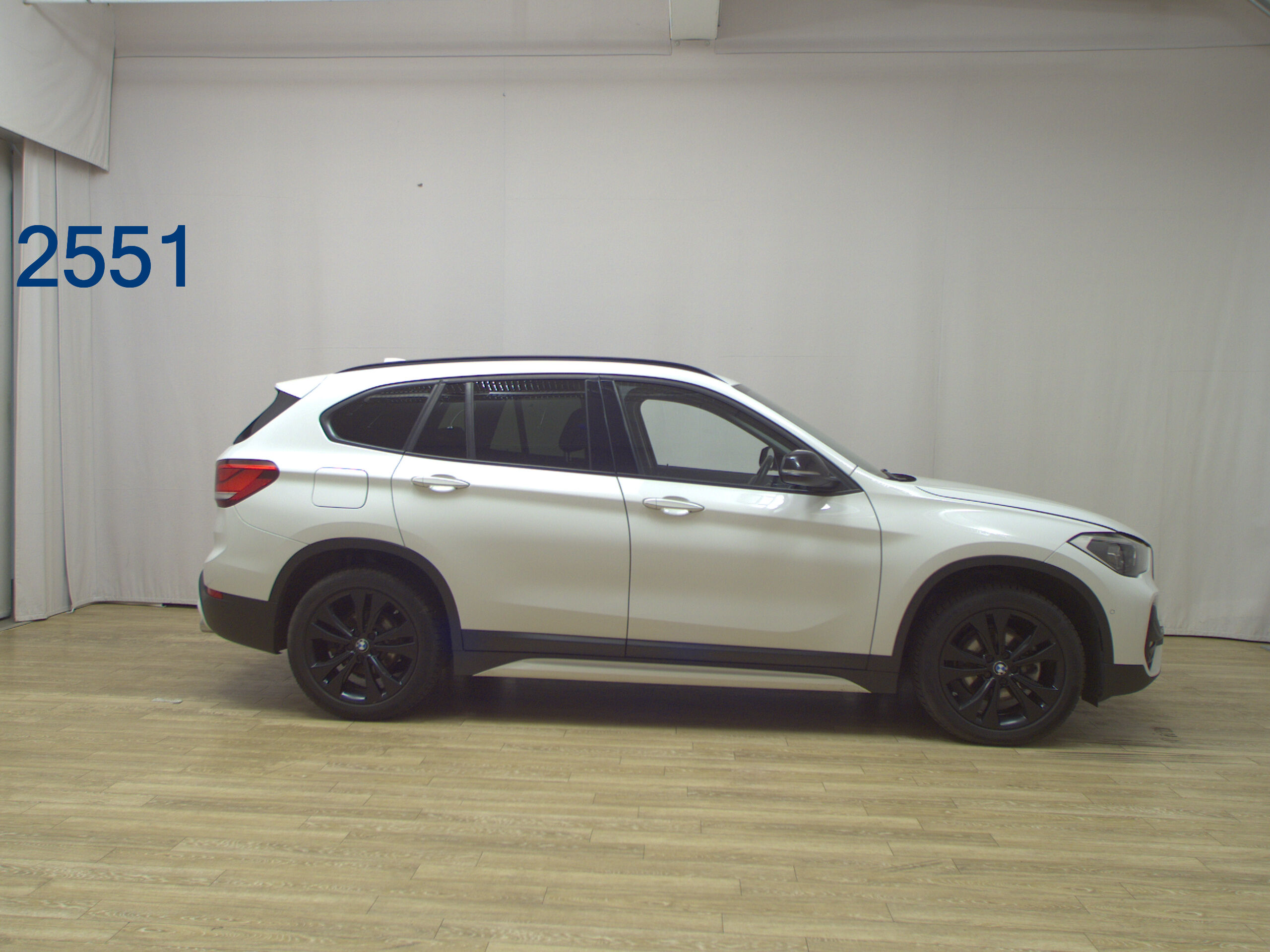 BMW X1 xDrive18d Sport-Line Navi LED HUD H-K AHK