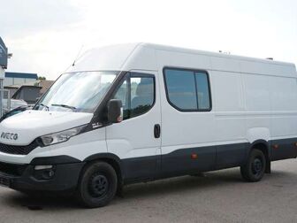 Fahrzeug IVECO Daily undefined