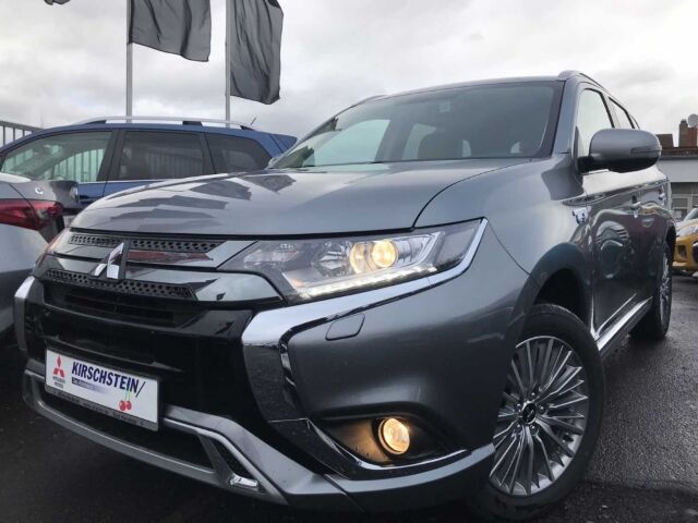 Mitsubishi Plug-in Hybrid Outlander Basis Spirit Navi Kamer