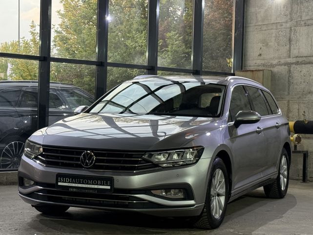 VW Passat Business Navi Massage Rü-Kamera ACC AHK
