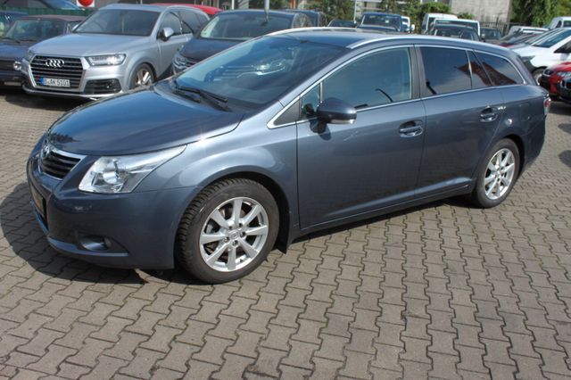Toyota Avensis Kombi Executive