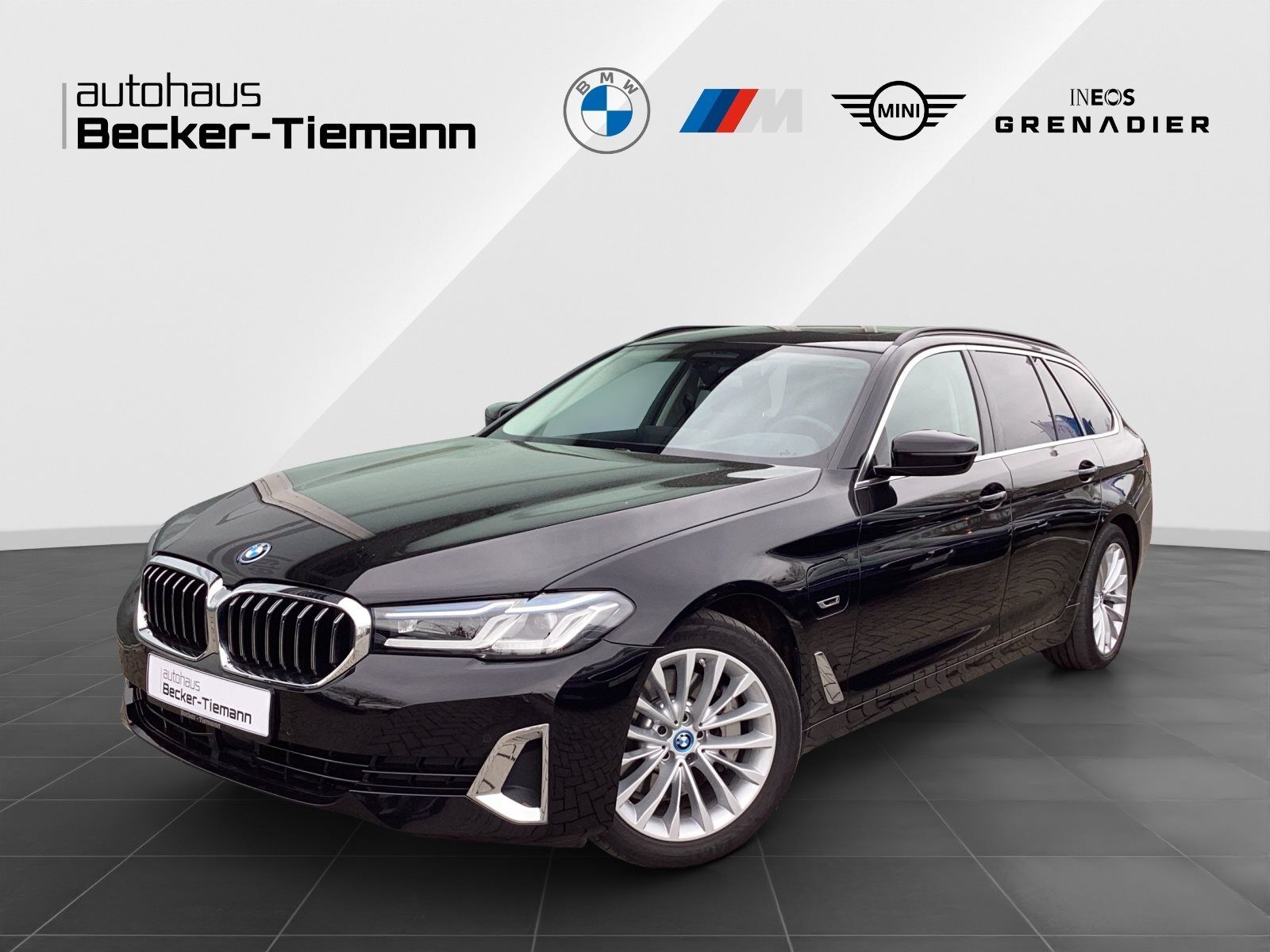 BMW 530e xDrive Touring / Laser / Pano / HeadUp / Dr