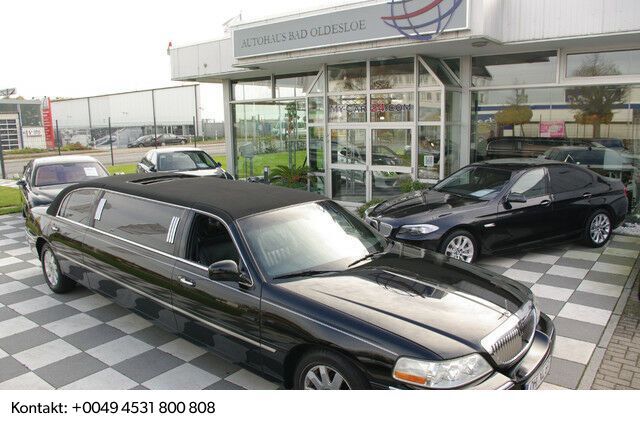 Lincoln Town Car*Kristal-Coach*Stretch-Limo*Tv*etc..