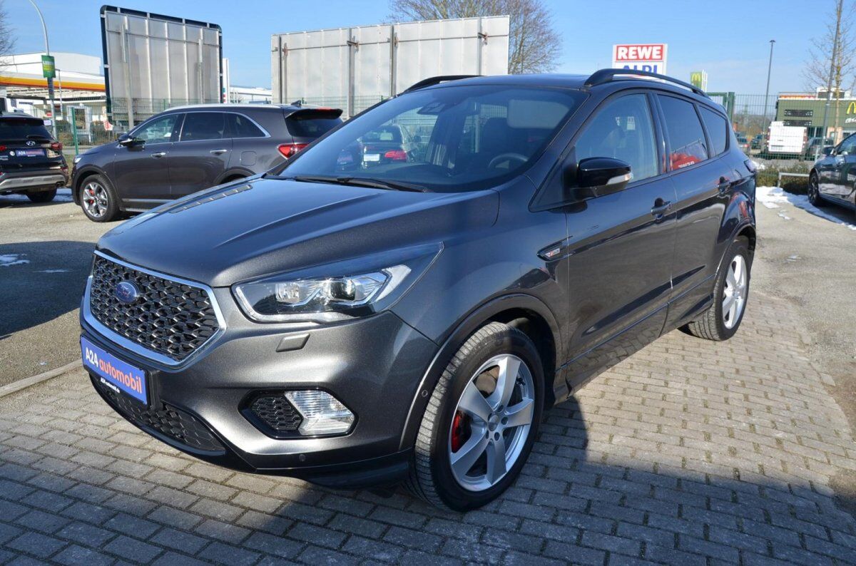 Ford Kuga 2.0 TDCi ST-Line 4x4 Standheizung AHK Navi