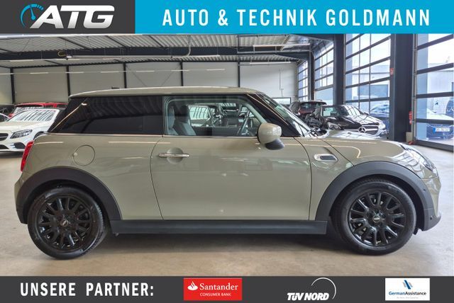 Mini ONE CHILLI TEILLEDER SPORTSITZE NAVI LED SHZ PDC