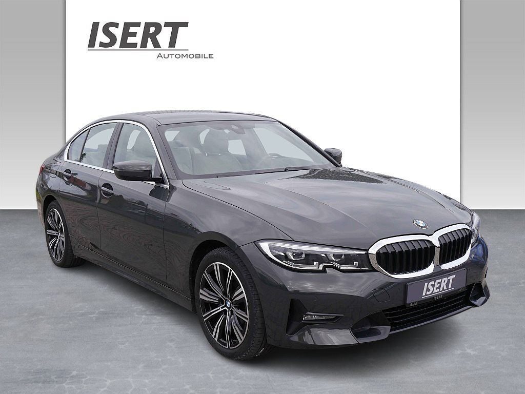 BMW 318d Lim. Sport Line A. +AHK+HUD+LED+RFK