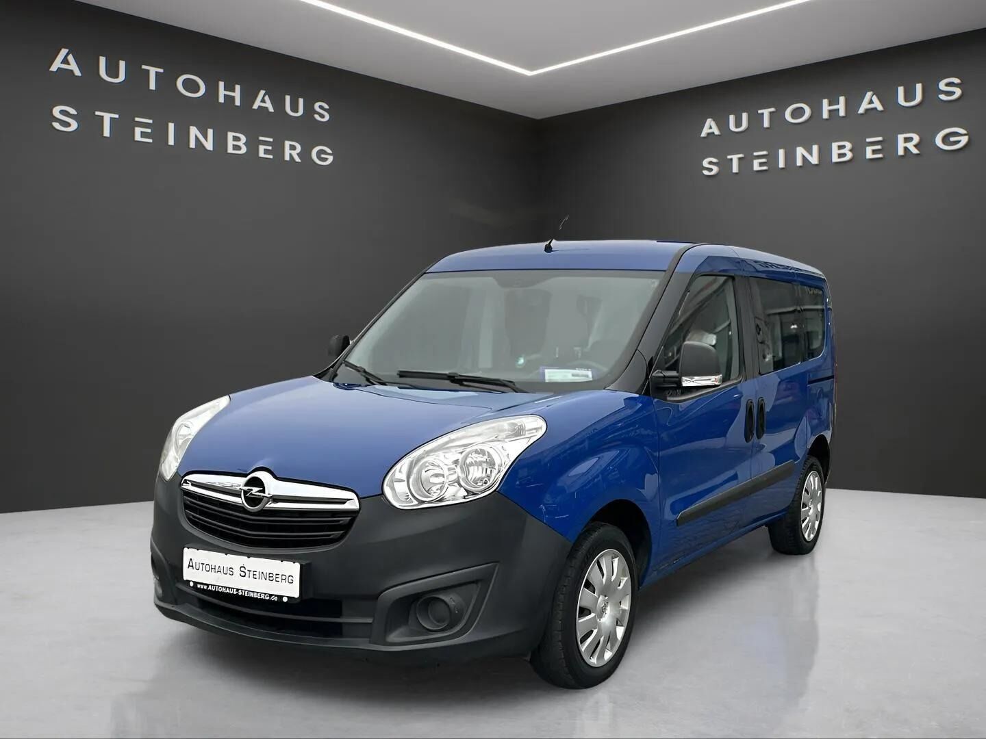 Opel Combo D NAVIGATION+SCHECKHEFT+EINPARKHILFE+5 SIT