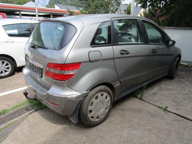 Mercedes-Benz B 180 CDI