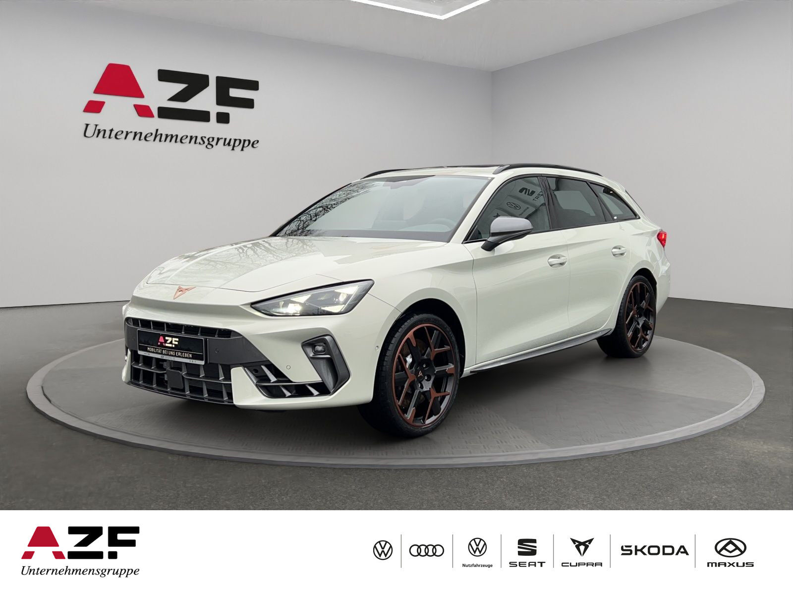 Cupra Leon Sportstourer VZ 2.0 TSI DSG 4Drive+Senn+Mat