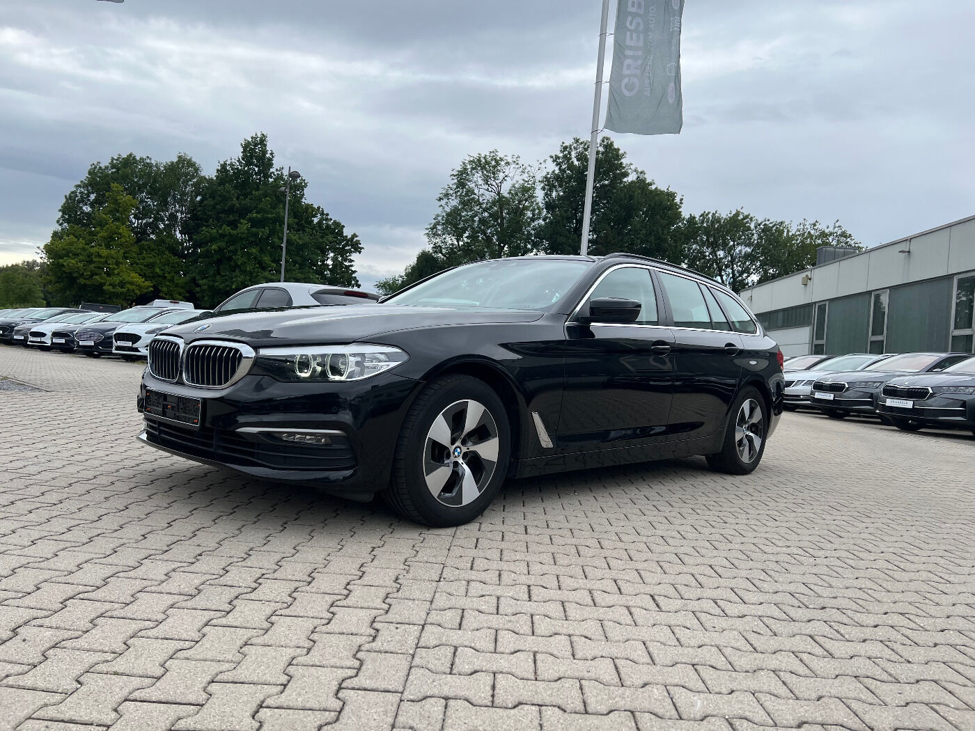 BMW 520d Touring *LED Navi Head-up Kamera Sitzh.*