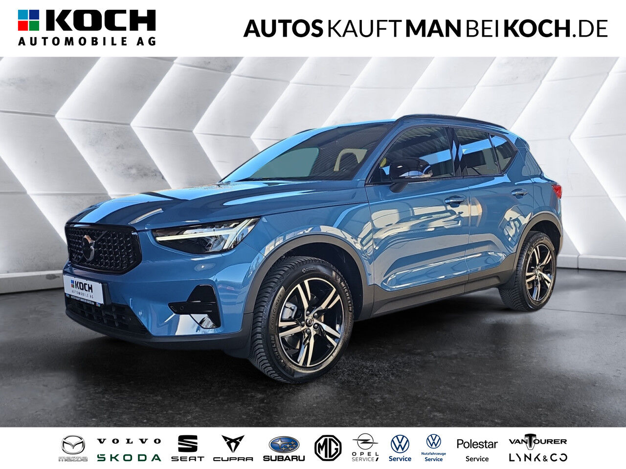 VOLVO XC40 B4 Mild-Hybrid Benzin Plus Dark