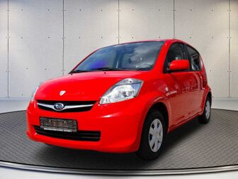 Fahrzeug SUBARU Justy undefined