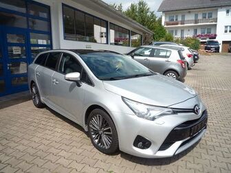 Fahrzeug TOYOTA Avensis undefined