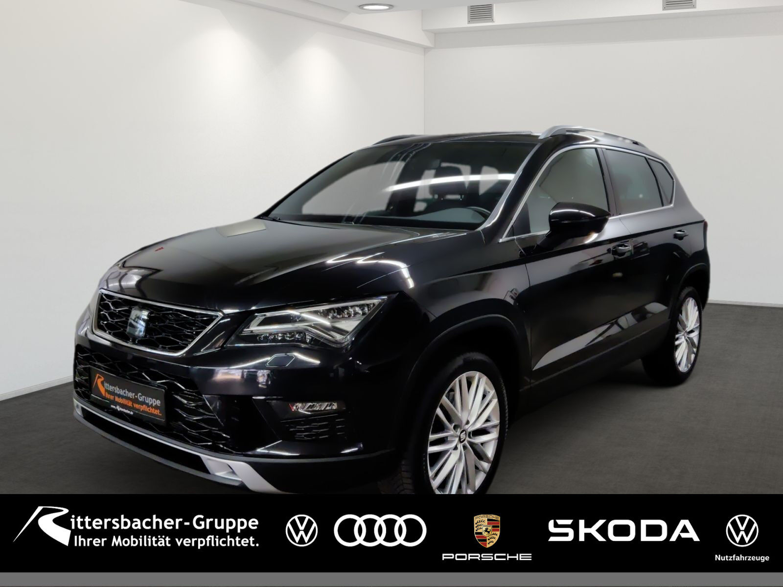 Seat Ateca 1.4 TSI AHK schwenkbar Navi LED PDC 18"