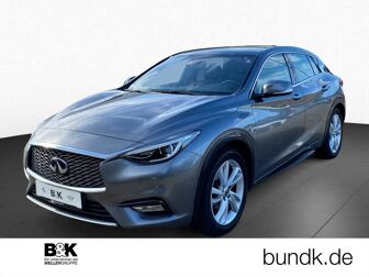 Fahrzeug INFINITI Q30 undefined