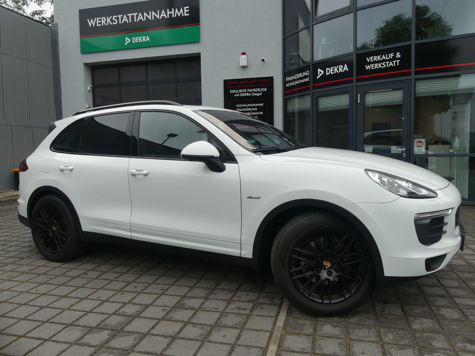 Porsche Cayenne 3.0D SPORTPAKET PANO/NAVI/KAM/ PDLS/AHK