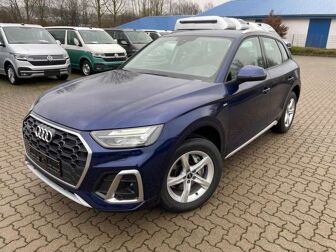 Fahrzeug AUDI Q5 undefined