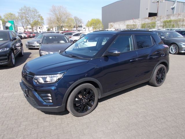 SsangYong Tivoli Onyx 4x2, Navi Teilleder AHK Aluf. Kamera