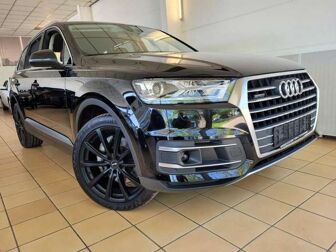 Fahrzeug AUDI Q7 undefined