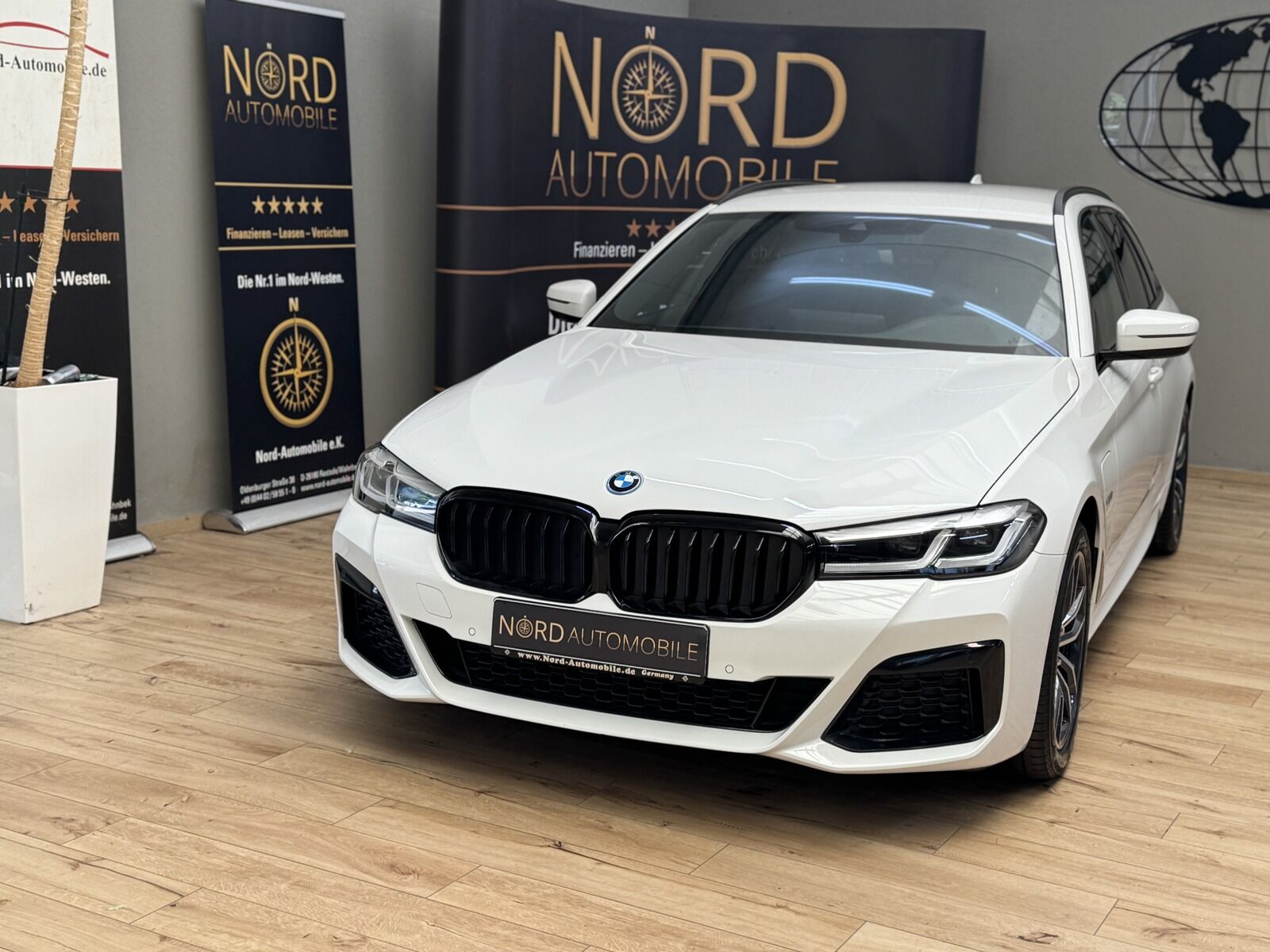 BMW 530 e xDrive touring M Sport *AHK*LEDER*UPE:78