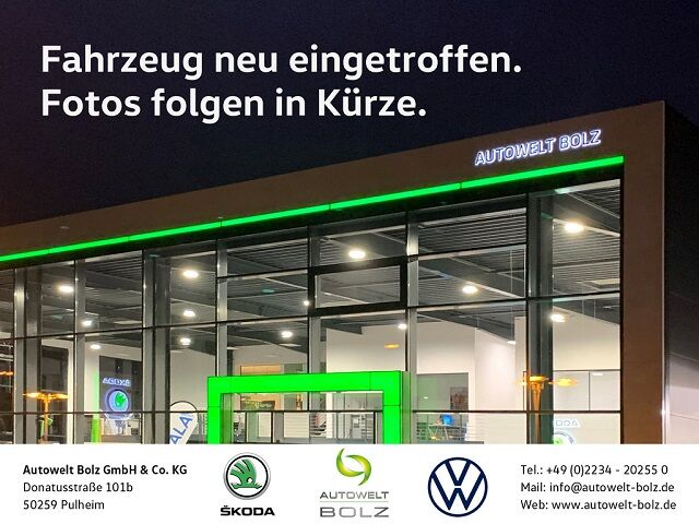 VW Golf VIII 2.0 TSI HUD AHK Panodach Navi Digitale