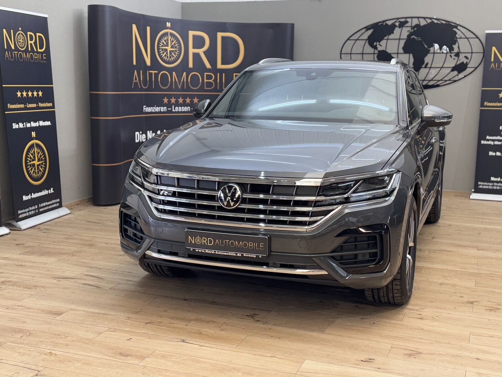 VW Touareg R-Line 4MOT 3.0 TDI Innovision/Luft/LED/