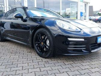 Fahrzeug PORSCHE Panamera undefined