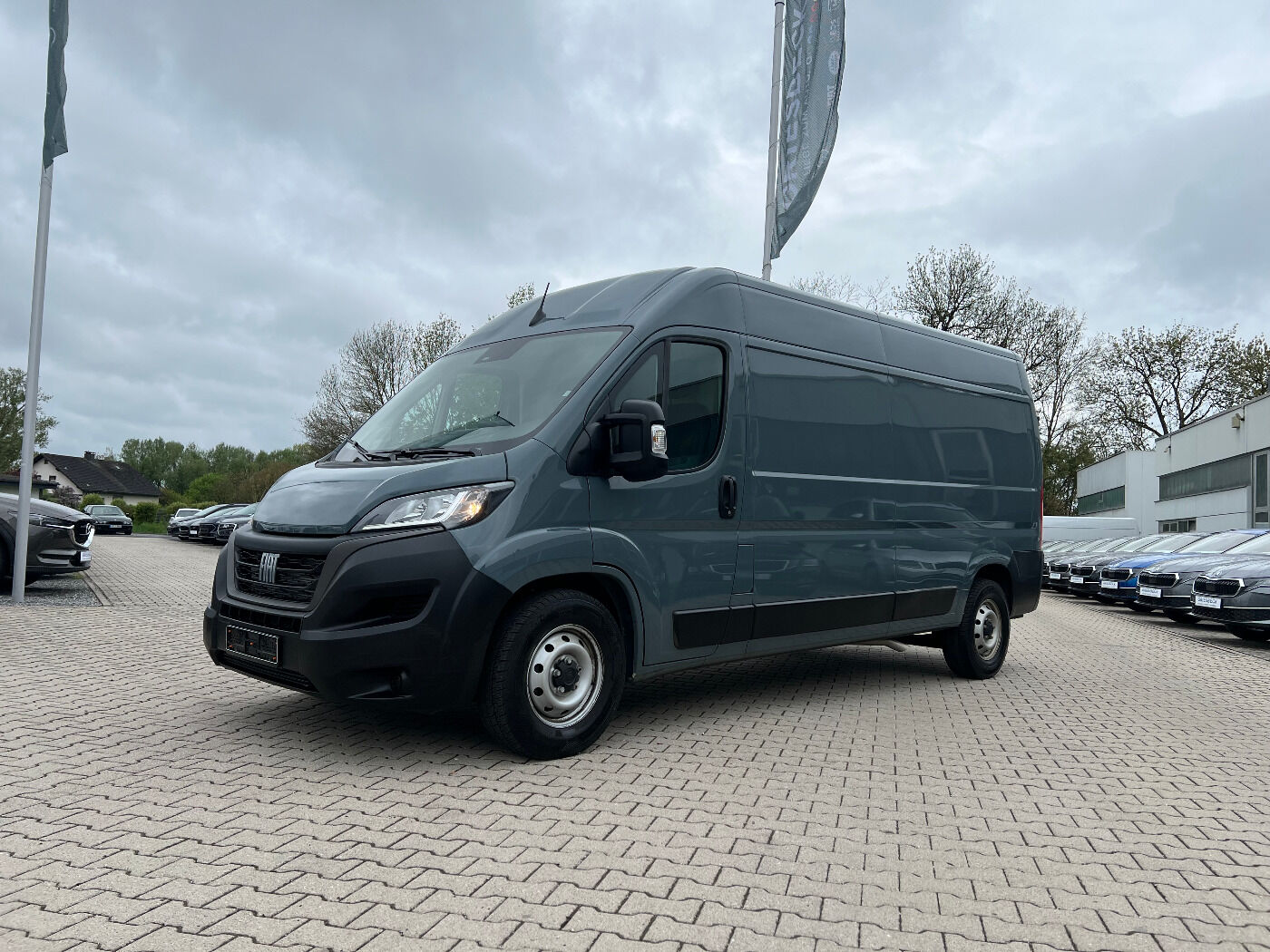 Fiat Ducato Kasten L4H2 35 160 Automatik Navi AHK Kam