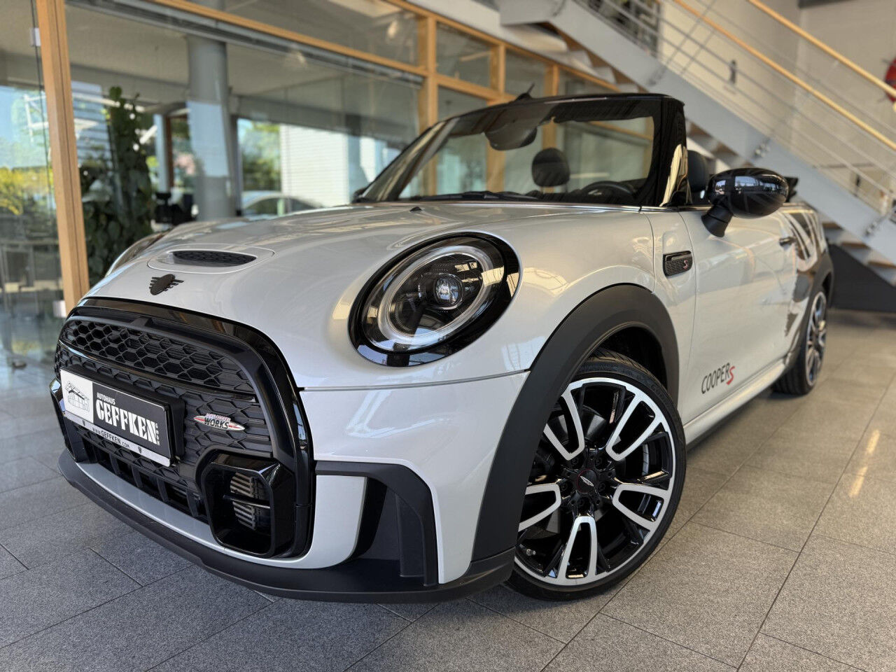 Mini Mini Cooper S Cabrio, JCW Trim, Always Open Time